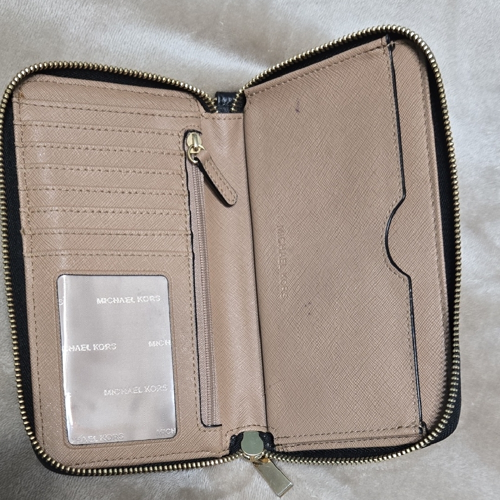Michael Kors Black Leather Wristlet Wallet - Picture 2 of 4